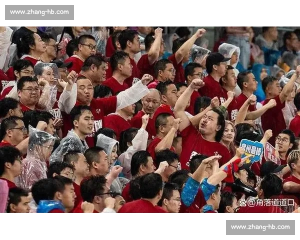 跨国赛事盛况：全球顶级选手同场竞技激发体育热情